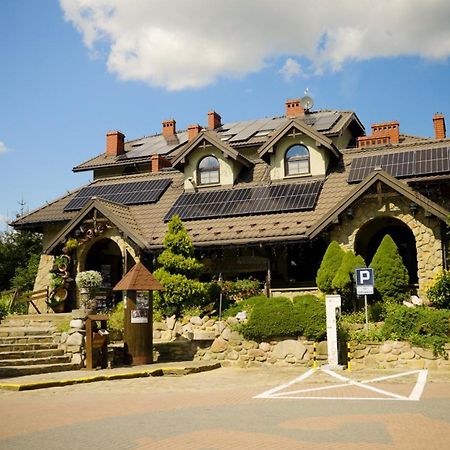 Hotel Restauracja Jas Wedrowniczek Rymanów Exterior foto