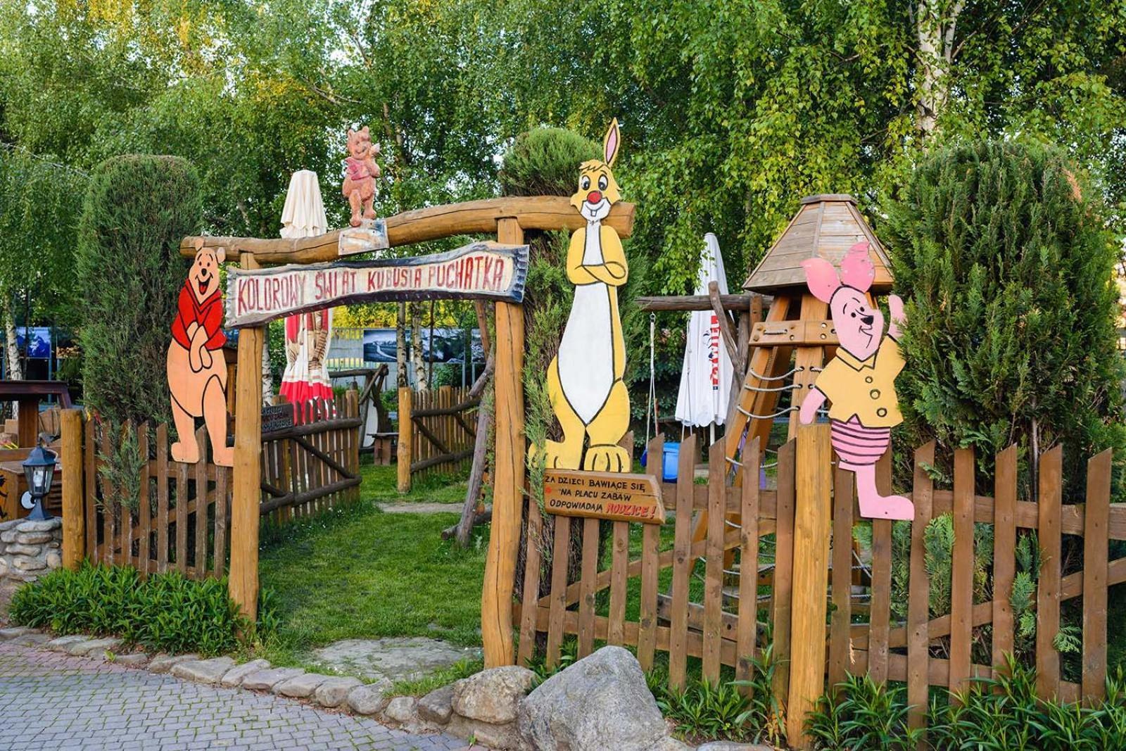 Hotel Restauracja Jas Wedrowniczek Rymanów Exterior foto